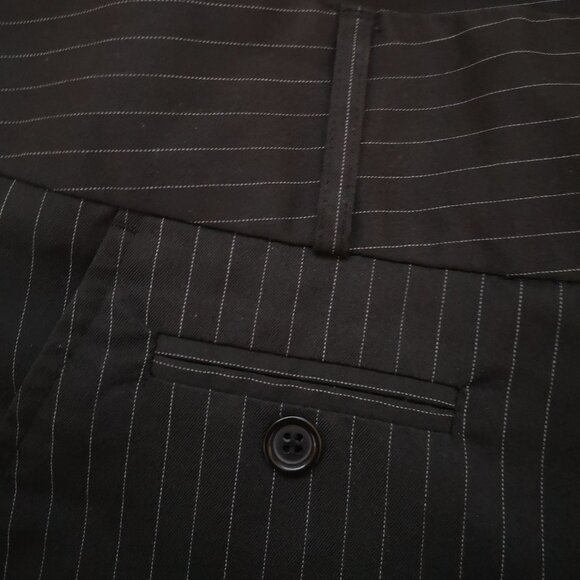 Reitmans Ladies Size 13 Black w/ Grey Pinstripe Flare Leg Dress Pants - Picture 6 of 9